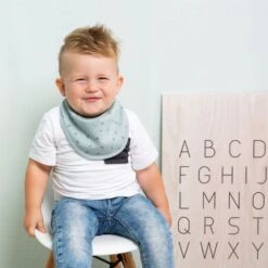 Bébé-jou Bebe-Jou Fabulous Paper Planes Bandana Lätzchen 2 Stück 5 Bébé-jou Bebe-Jou Fabulous Paper Planes Bandana Lätzchen 2 Stück -Bébé-jou Store bebe jou fabulous paper planes bandana slab 2 stuks 3 0514